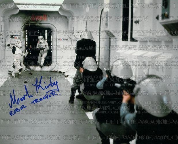 mark_kirby_rebel_trooper_autograph_with_stormtroopers_in_battle.jpg